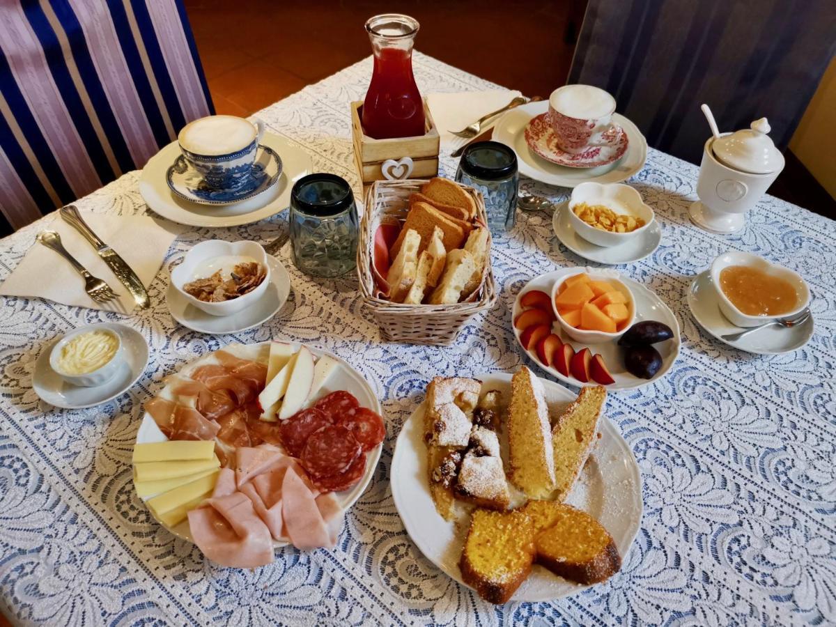 Relais Oroscopo Hotel Sansepolcro Bagian luar foto